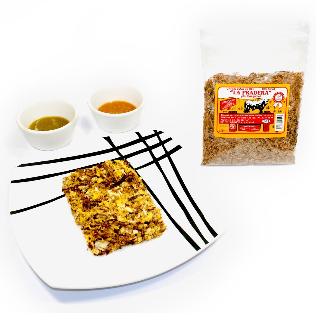 Machacado con huevo con carne seca La Pradera